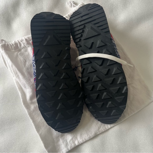 Prada Women’s Knit Sport Sneakers Size 7 1/2 with Duster - Picture 2 of 6